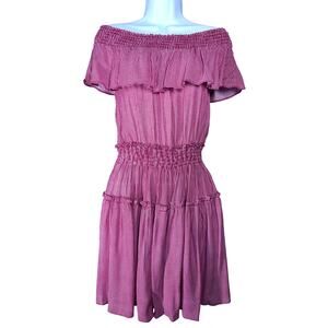 Willow & Clay Red Checked Smocked Off Shoulder Mini Dress Women's‎ Medium Preppy